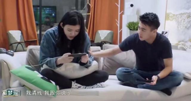 无码寂寞少妇av深夜独处难耐，激情私密视频流出，真实情感故事引发热议