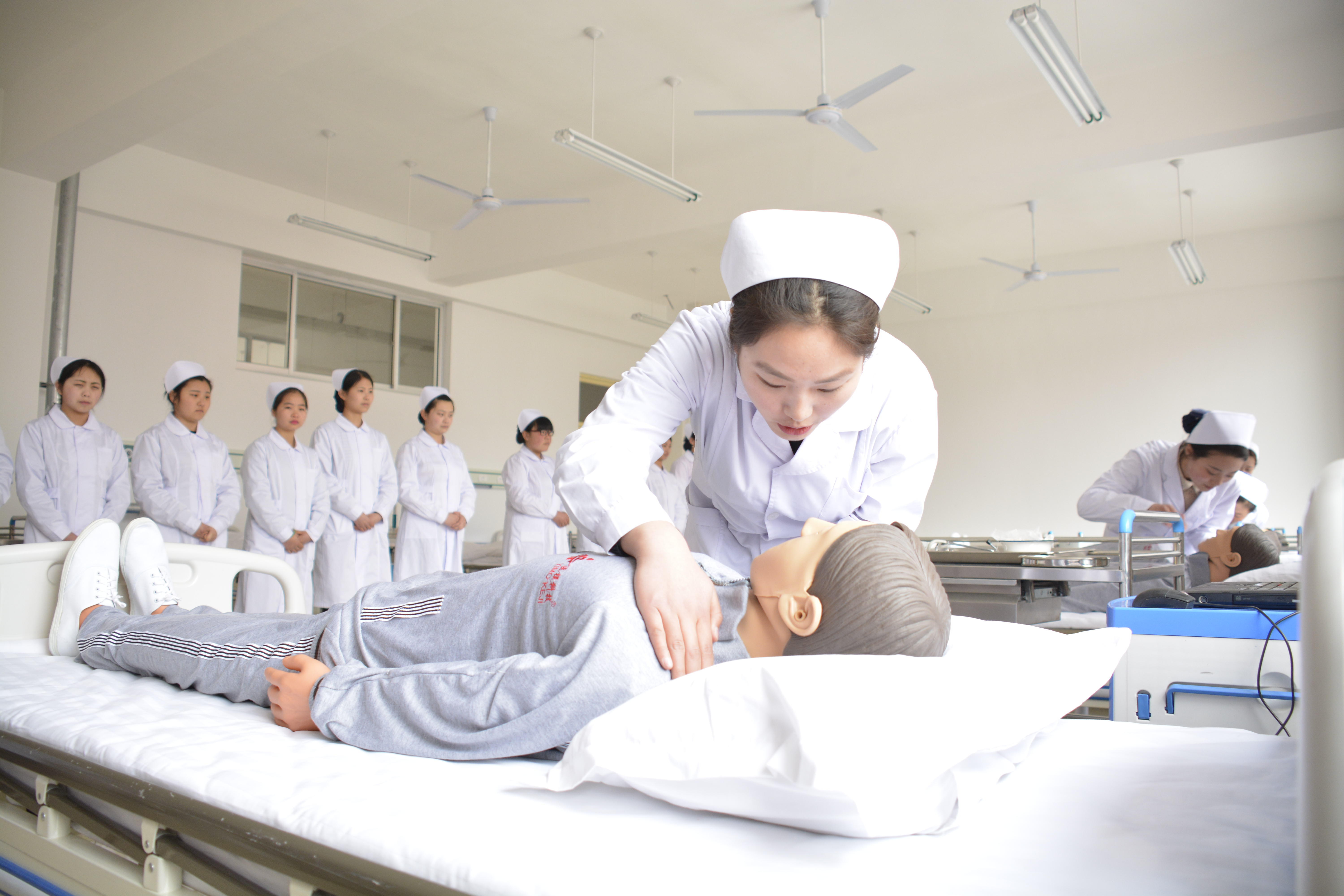 中国孕妇孕交hD指南，孕期健康，营养建议，科学护理