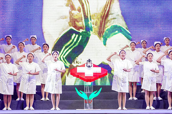 精品一久久国产卫校美女青春洋溢，校园风采，白衣天使梦想起航