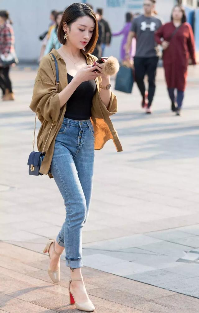 Japan丰满人妻HDXXXX魅力写真，独家高清影像，展现成熟女性优雅风情