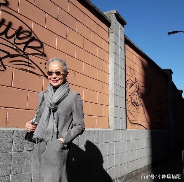 70岁老太婆熟女风采80万岁传奇人生