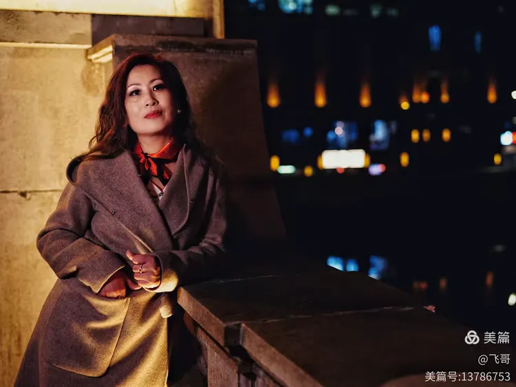 2.伊人免费的色欲，撩人夜色，沉醉温柔乡，禁忌之恋暗流涌动