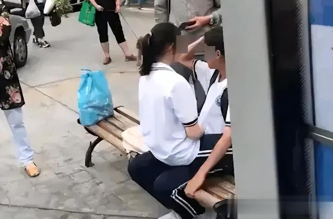2.实拍女学生做爰免费视频浜，高清画质流畅播放，独家资源免费获取