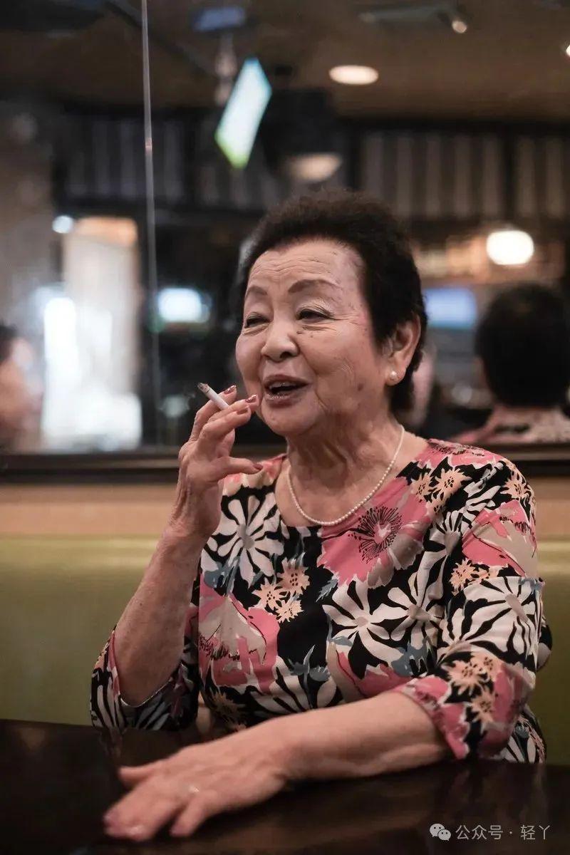 1.胖老太AAA性A片老少配浜震撼来袭