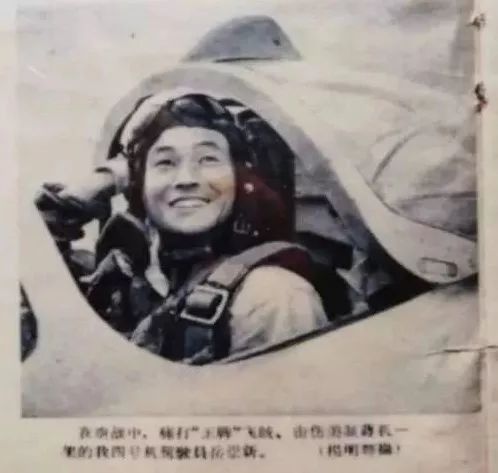 90岁老太婆日B传奇人生故事，坚韧不拔精神，晚年生活精彩绽放