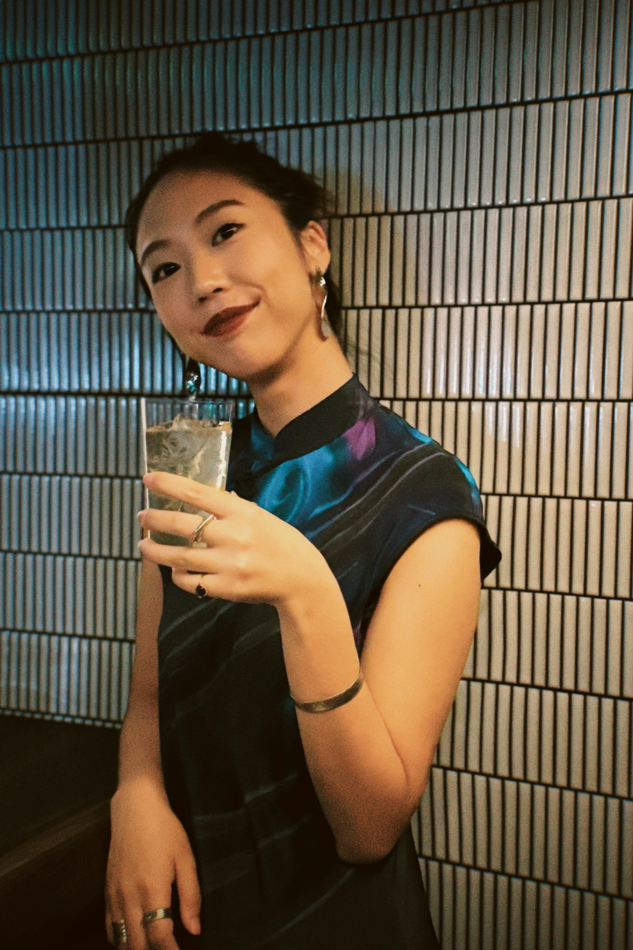 中国女人hdx浜的时尚穿搭与生活美学，展现自信魅力，打造独特风格