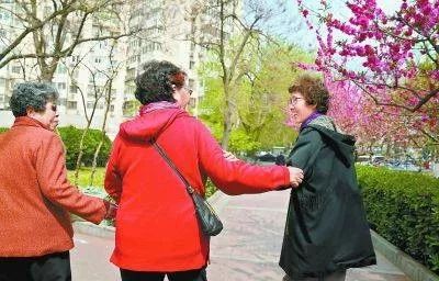 中国老太老太奶姓交传奇一生坎坷经历与坚韧故事
