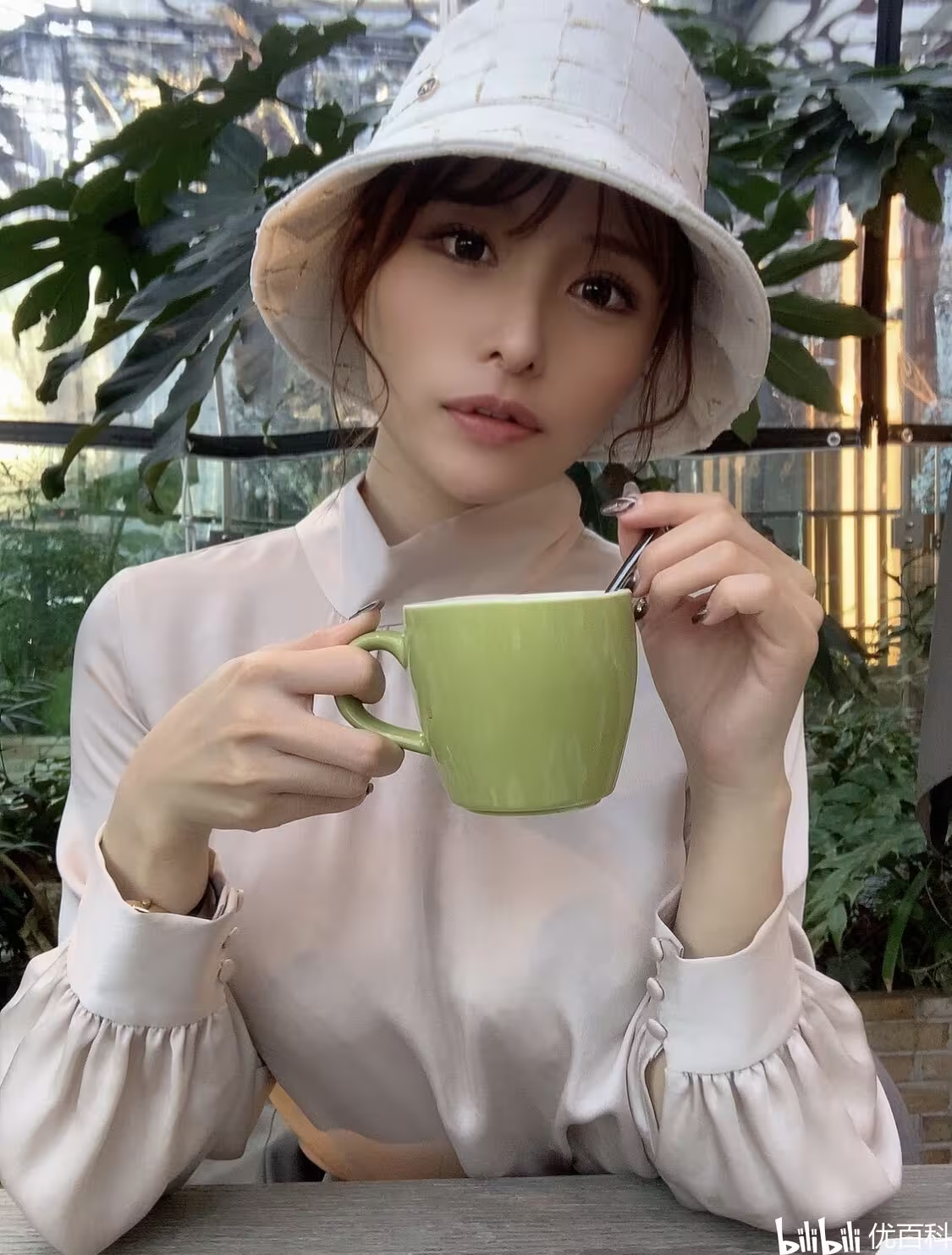 亚洲VA在线平台提供高清视频，流畅体验，海量资源，随时随地畅享精彩内容