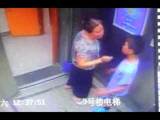 老太卖婬视频大全曝光，揭露背后真相，引发社会广泛关注与热议