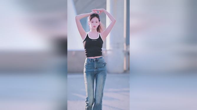 亚洲jiZZjiZZ日本少妇风情写真，迷人曲线尽显，成熟魅力诱惑无限
