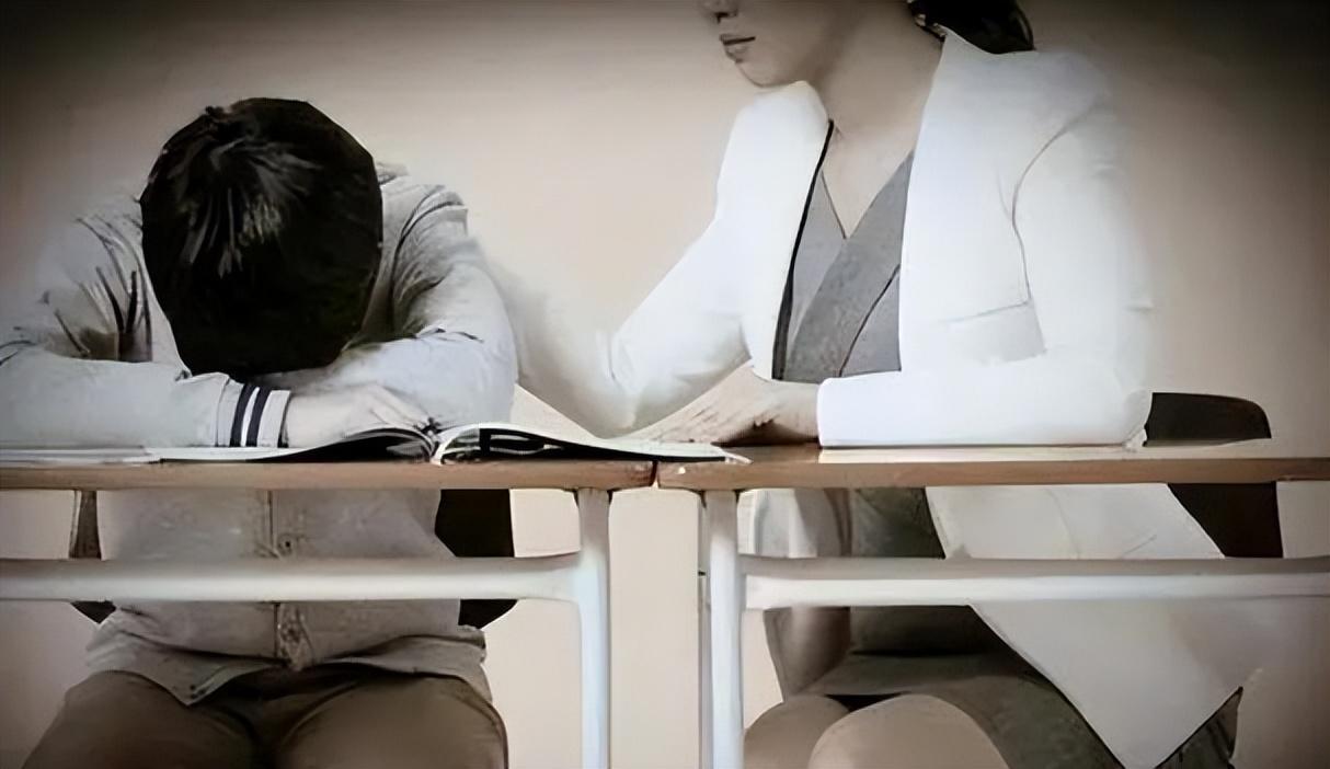 学生把老师弄到高潮浜引发热议探讨教育边界与师生关系
