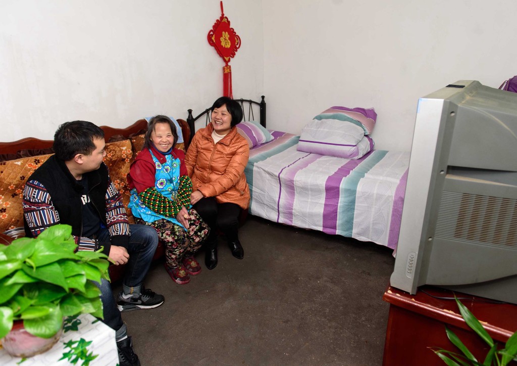 中国老奶的智慧传承亚洲老妇的生活故事，岁月沉淀，温情常在
