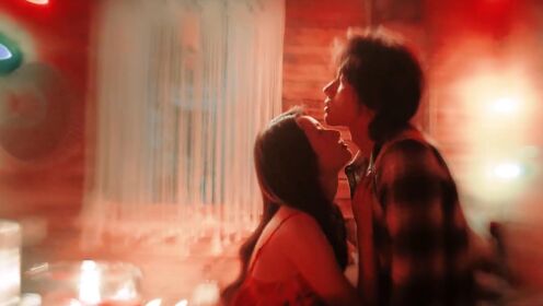 2.白袜小正大玩弄小太正Gay片，暧昧互动火花四射，深夜独处心跳加速