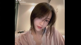 HDXvideos中国丰满少妇精选，热门人妻视频合集，真实偷拍自拍内容分享