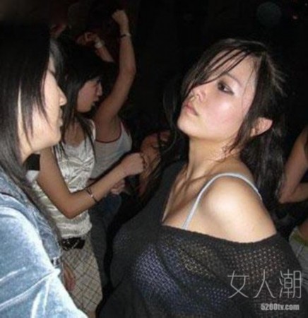 1.色情乱婬A片爆乳诱惑激情夜场疯狂沉沦