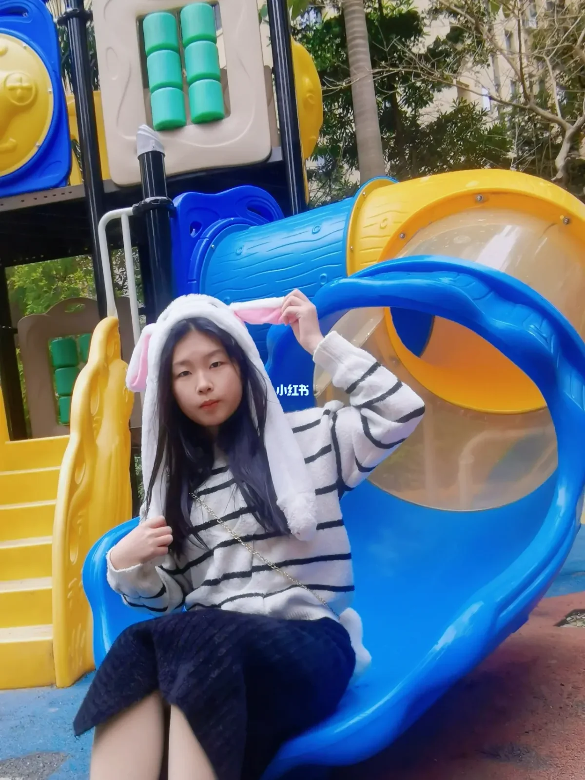 2.幼稚小孩拍视频，搞笑瞬间，童真乐趣，家庭欢乐记录