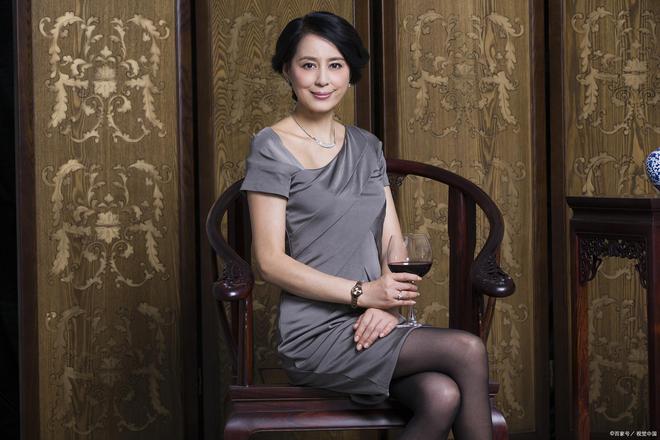 2.国产老熟妇乱XXXXX的隐秘往事，爱恨交织，命运转折