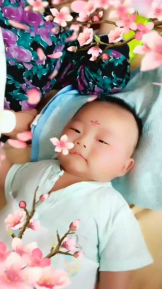 姐姐哺乳在娘家弟弟天天把她插桃花视频 姐姐哺乳在娘家弟弟天天把她插桃花视频