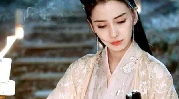 古装美女遭强暴悲剧，乱世红颜命运多舛，黑暗时代下的女性悲歌
