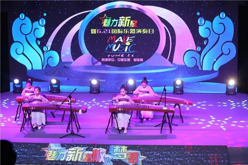 熟女激情亚洲动人邂逅，魅力绽放，心动瞬间等你探索
