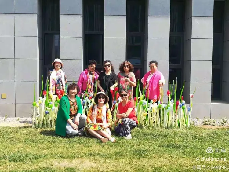 清纯唯美激情绽放青春浪漫邂逅心动瞬间，谱写纯真爱恋篇章，定格永恒美好回忆
