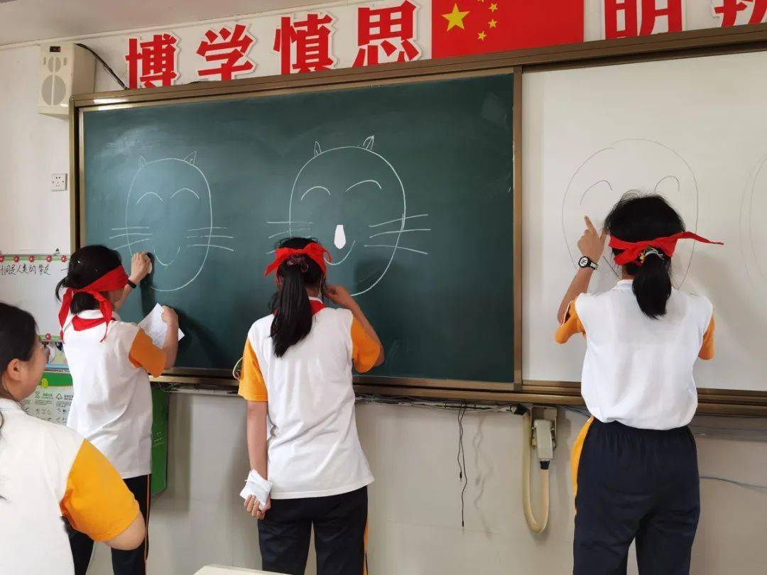 18岁太嫩了青春无敌绽放梦想光芒，勇敢追梦，不负韶华时光
