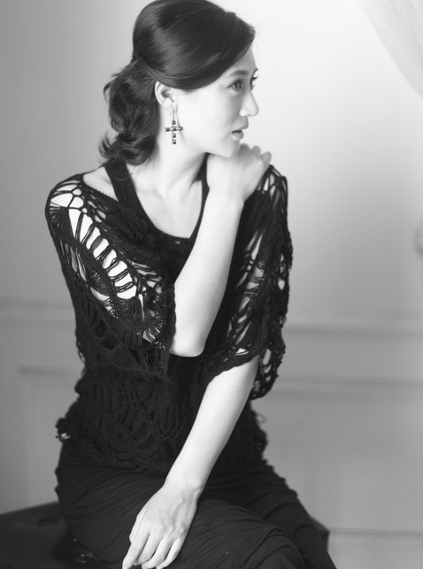 2.国产久久熟女,优雅成熟,韵味十足,尽显女性魅力