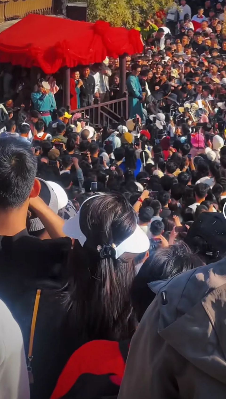 欧美又粗又大BBBBB深喉浜震撼来袭，独家揭秘，火爆全网，限时体验