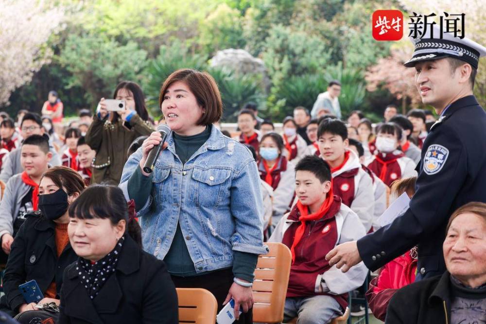 3.浴室偷拍美女洗澡事件曝光，当事人现身说法，细节触目惊心