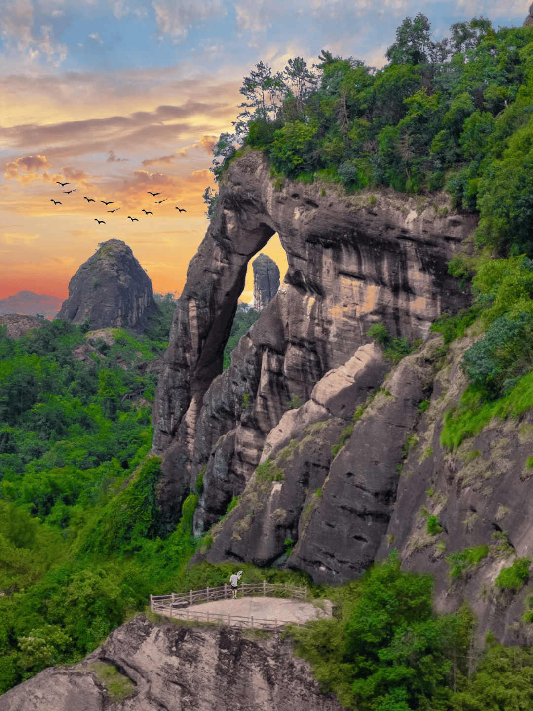 亚洲综合旅游指南，探索文化美食，发现独特景点，体验异国风情