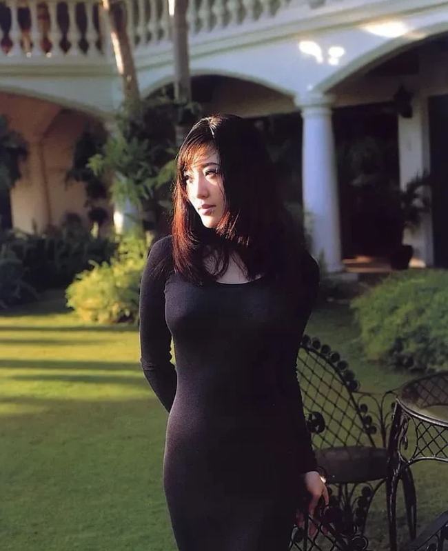 日本潘金莲一级婬片A片剧情揭秘，禁忌之恋引发热议，伦理与欲望交织的震撼之作