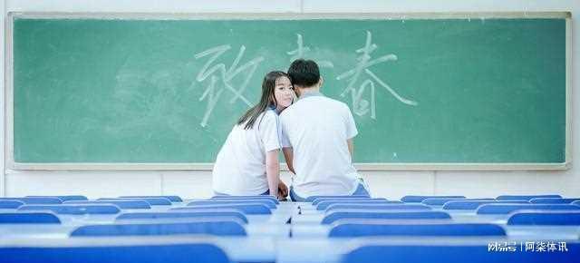 波多久久情缘绵长，爱意永恒，浪漫故事流传