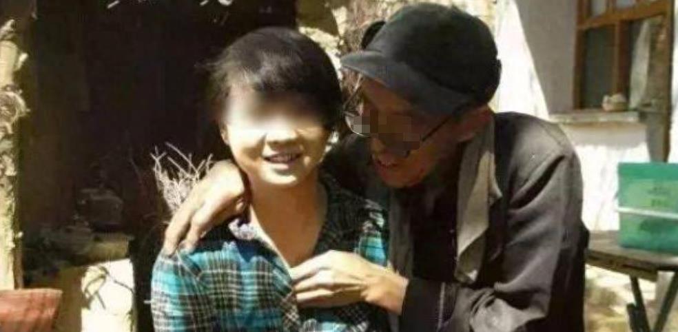 70岁老人免费看A片中国老头性交片浜，真实老年性生活视频，高龄男性激情片段，晚年性爱记录