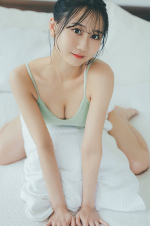 日韩一级中文字幕无吗免费视频在线观看，高清资源下载，最新热门影视推荐