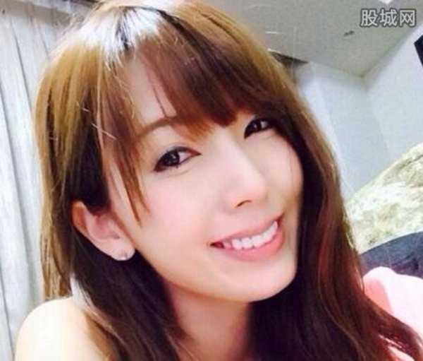 波多野吉衣三级片传奇演绎情欲艺术巅峰