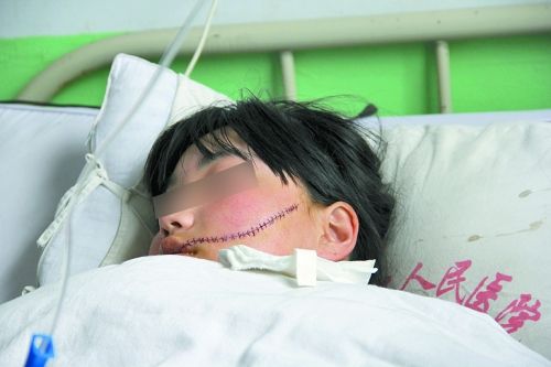 1.女初中生被操逼的校园霸凌事件引发社会关注*