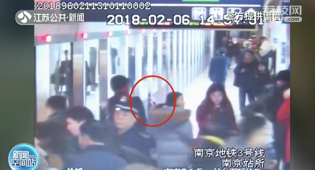 1.带着老婆交换做爰的刺激体验