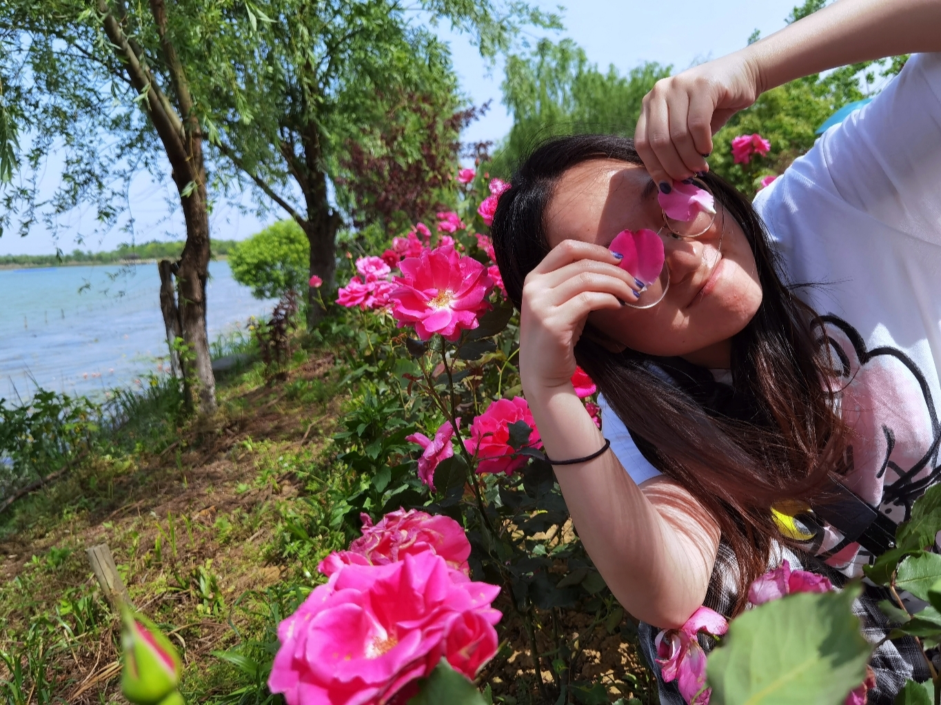 开心五月六月婷婷在线绽放夏日精彩，快乐时光，幸福相伴每一天