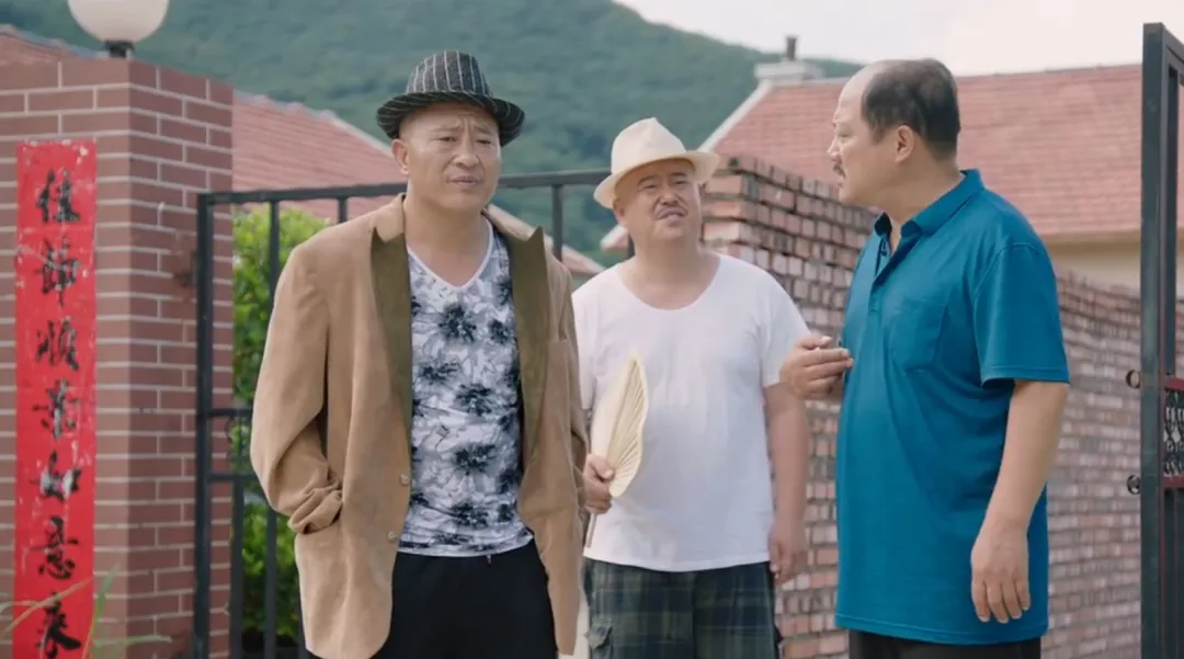 野外老头老太做爰视频浜引发热议，乡村爱情故事，淳朴生活记录