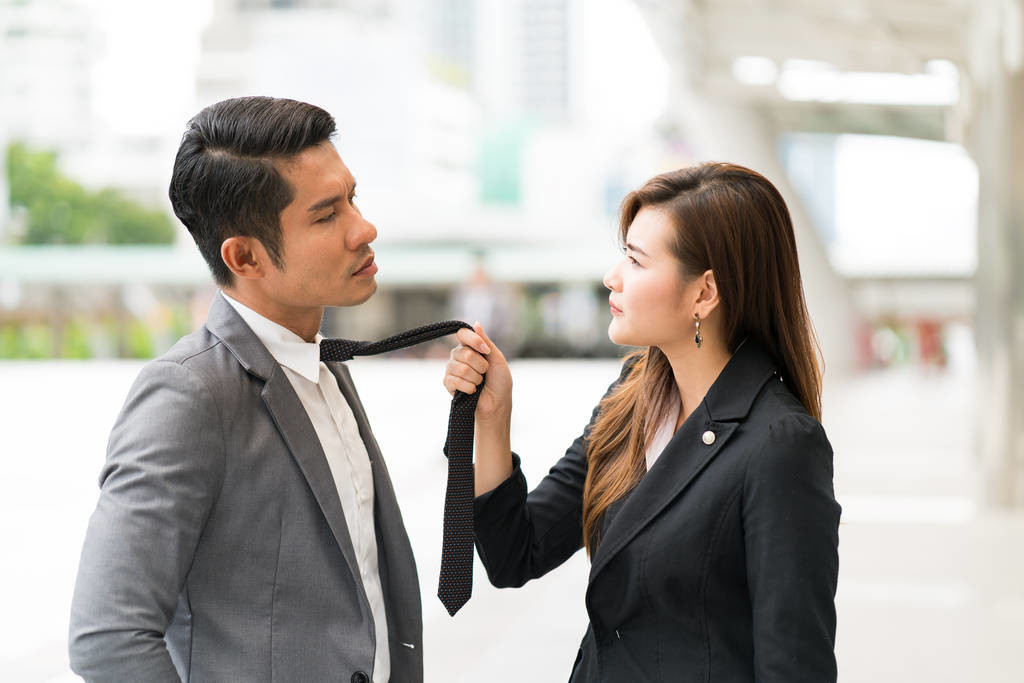 2.brazzerssex欧美办公室,欲望交织,职场秘事,大胆演绎