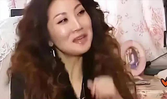 1000部多毛熟女毛茸茸精选合集，极致诱惑视觉盛宴，满足你的独特审美需求