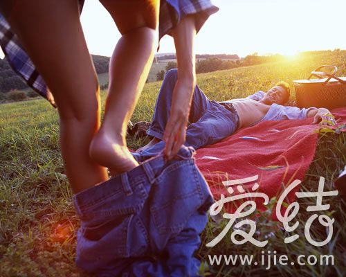 真人免费120分钟做爱视频在线播放，高清无码激情大片，畅享极致性爱体验