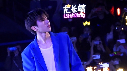 3.人妻视频黄色满18，深夜福利高清画质，独家资源精彩合集推荐