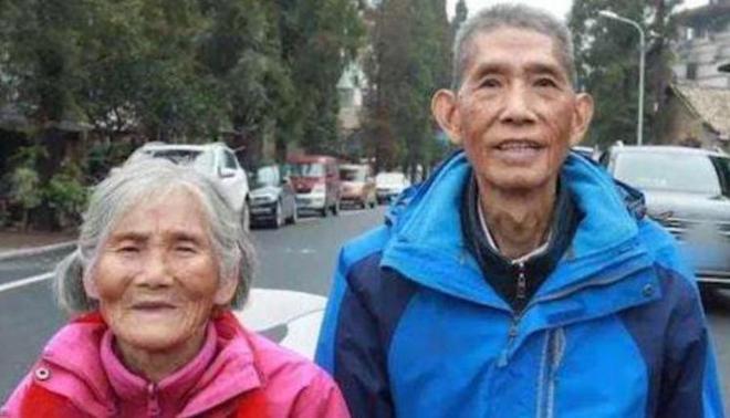 多毛老太传奇人生故事，乡村奇闻趣事，揭秘长寿秘诀
