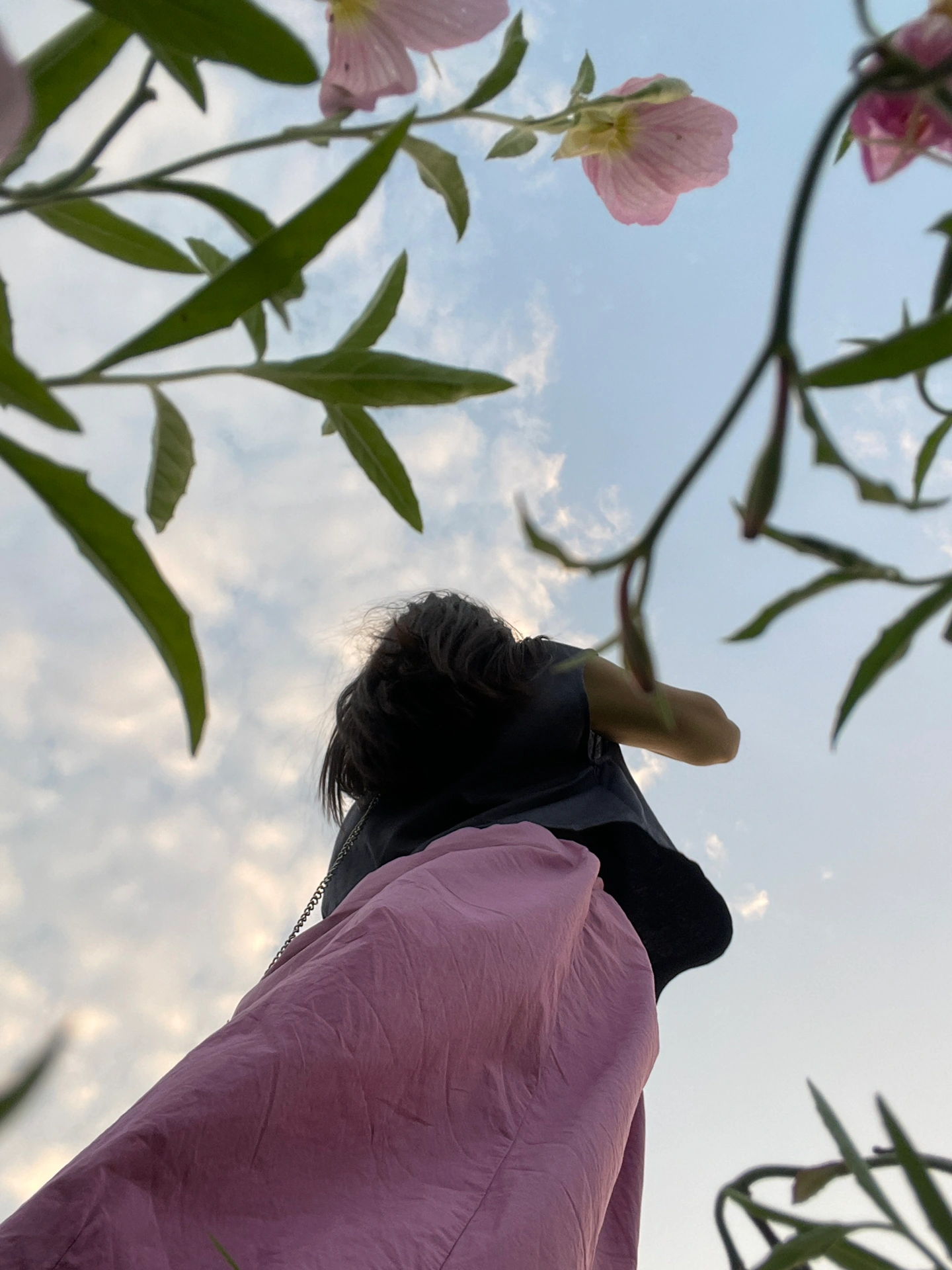 中国老人倣爱视频展现晚年幸福生活，传递温暖情感，记录美好瞬间