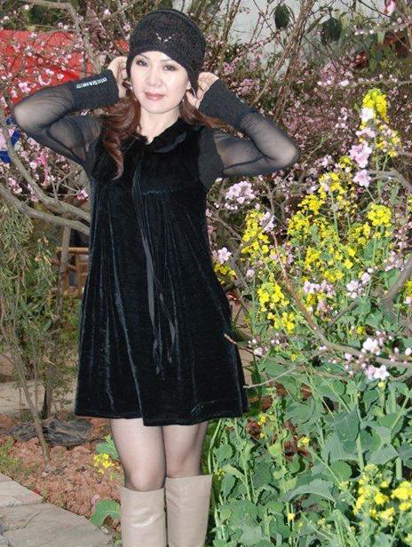 2.8o老女人风采依旧，老妇人优雅从容，老熟女自信迷人