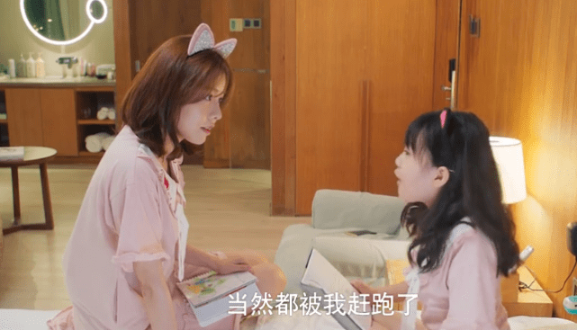 2.强上后妈做爱,家庭伦理崩塌,欲望与道德的激烈冲突,谁对谁错 2.强上后妈做爱,家庭伦理崩塌,欲望与道德的激烈冲突,谁对谁错