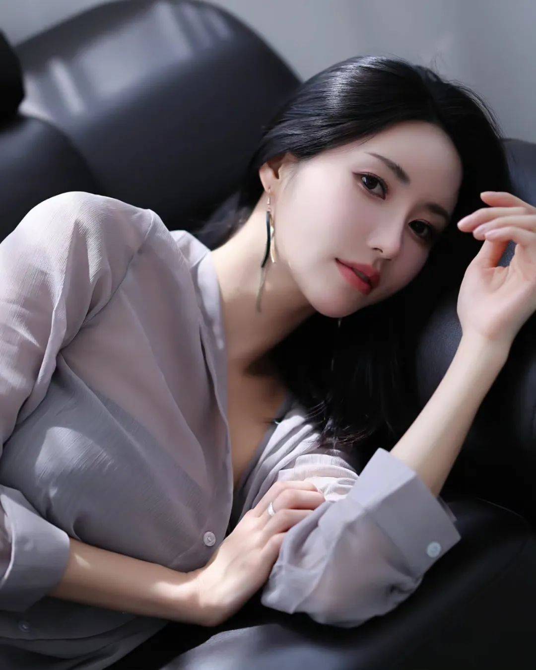 精品一级少妇魅力无限,优雅风情,尽显成熟韵味 精品一级少妇魅力无限,优雅风情,尽显成熟韵味