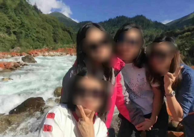 1.四川少女视频免费播放浜精彩瞬间