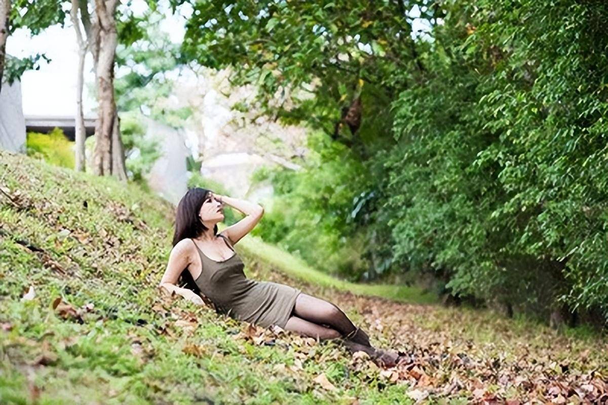 1.少妇二级淫妇的隐秘世界与欲望纠葛